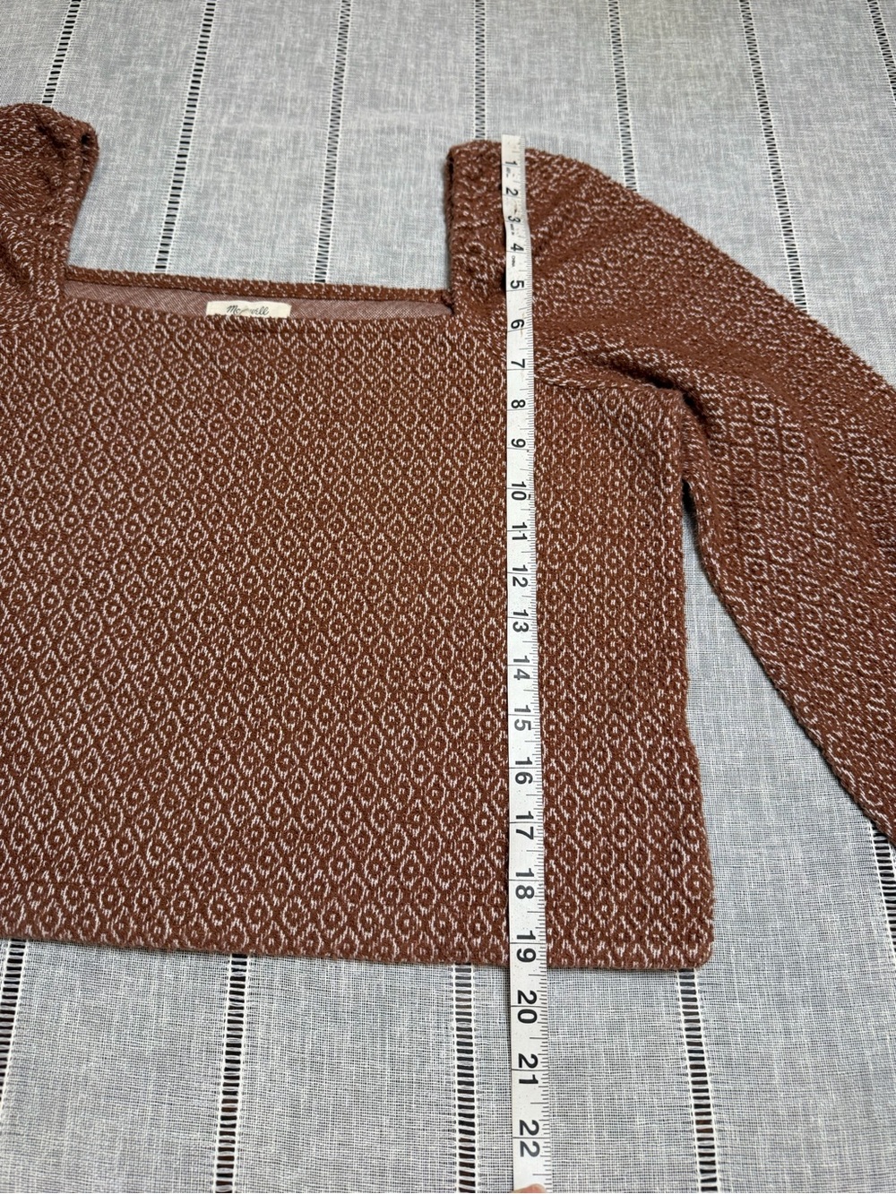 Madewell Jacquard Puff-Sleeve Crop Top in Dark Merlot sz Medium Knit Square-Neck - Picture 9 of 12